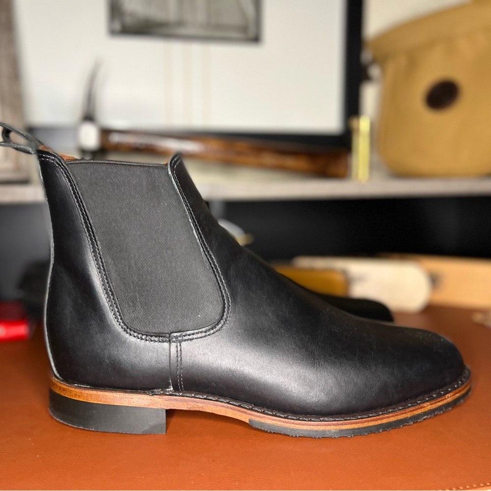 SOLD Red Wing 9438 Williston 9.5D Black Chrome Rare